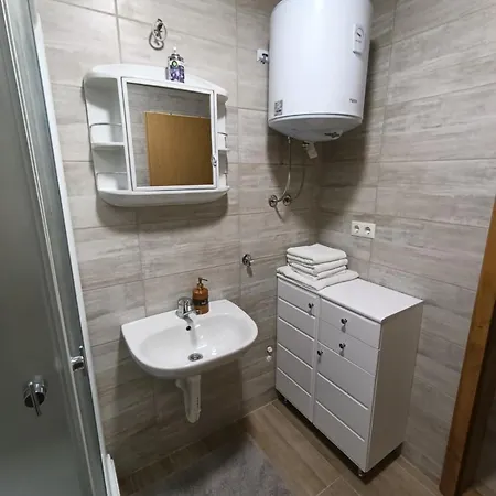 Divan Vlasic Apartmán Sisava